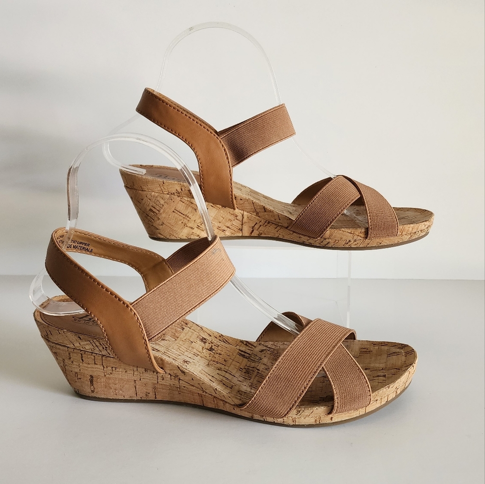G.H Bass Lorna Woman’s 9M Cork Wedge Brown Casual Elastic Strap Sandals